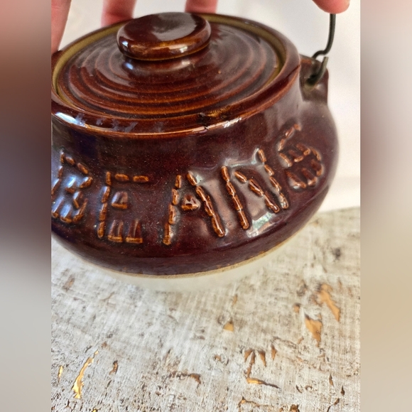 Bean Pot Small Pottery Great Shape - Picture 5 of 6